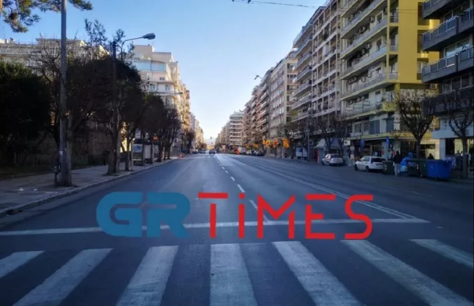 Η πρώτη βόλτα του 2021 στην άδεια Θεσσαλονίκη (φώτο-βίντεο)