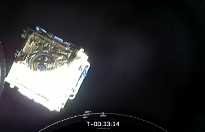 Η SpaceX του Ίλον Μασκ εκτόξευσε τουρκικό τηλεπικοινωνιακό δορυφόρο Turksat (videos)