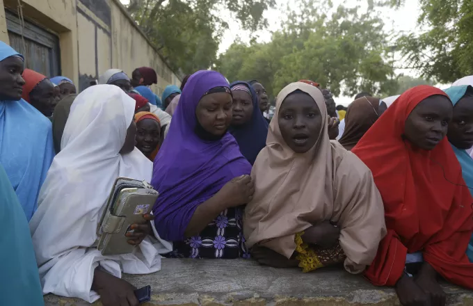 Νιγηρία: Ένοπλοι απήγαγαν 317 μαθήτριες από σχολείο- Τι πυροδοτεί φαινόμενα απαγωγών