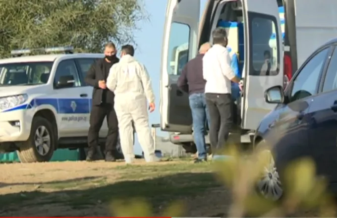 Διπλό φονικό στην Κύπρο: Νεκροί μητέρα και γιος από μαχαιριές - Τον πατέρα ψάχνουν οι αρχές (vid)
