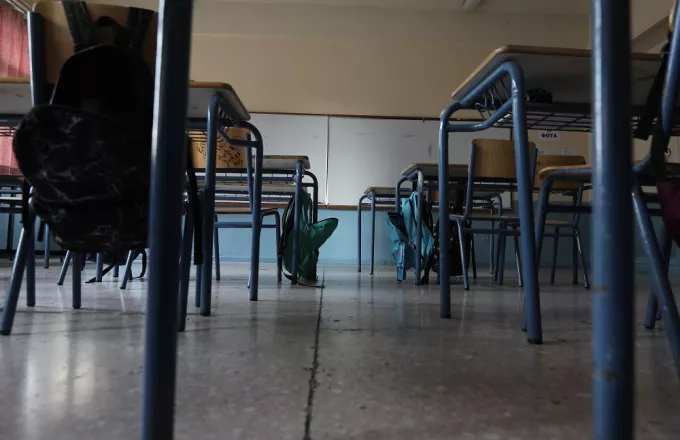 Αποπλάνηση 13χρονου μαθητή: Ζητά συγγνώμη η καθηγήτρια – «Είναι σε σοκ» λέει ο δικηγόρος της