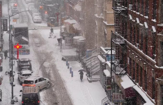 ΗΠΑ: Συναγερμός στα βορειοανατολικά λόγω σφοδρής χιονοθύελλας- Σε έκτακτη ανάγκη η Νέα Υόρκη