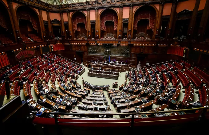 H ιταλική Βουλή επικύρωσε τη συμφωνία με την Ελλάδα για την οριοθέτηση ΑΟΖ