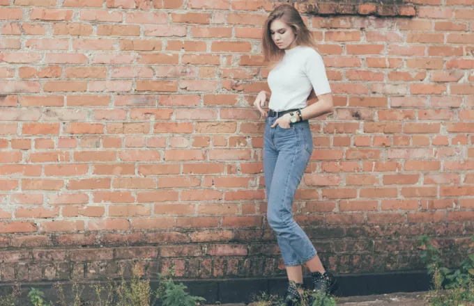 Fashion: 6 mom jeans outfits που ανακαλύψαμε στο Instagram