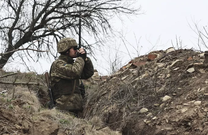 Ουκρανία: 1 στρατιώτης σκοτώθηκε και 1 τραυματίστηκε σε συγκρούσεις με φιλορώσους αυτονομιστές