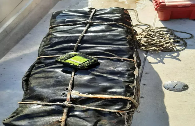 Πλοίο με ναρκωτικά από την Βραζιλία στην Κόρινθο: Τα πλάνα της υποβρύχιας έρευνας (pic+vid)