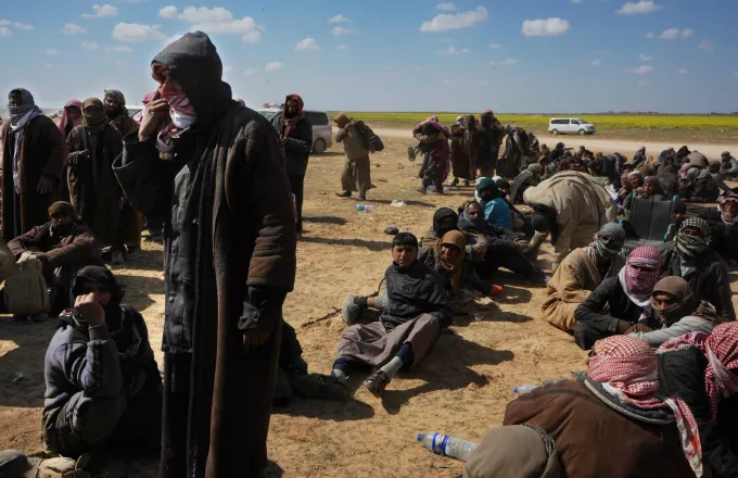 Ισλαμικό κράτος- Ιράκ: 111 οικογένειες τζιχαντιστών επαναπατρίστηκαν από τη Συρία