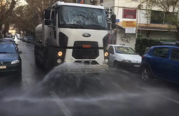 Δήμος Αθηναίων: Μεγάλη δράση καθαριότητας σε σχολεία, δρόμους και πλατείες στον Άγιο Παύλο