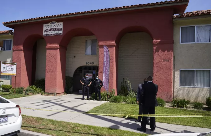 Φρίκη στο Λος Άντζελες: Τρία μικρά παιδιά βρέθηκαν θανάσιμα μαχαιρωμένα σε διαμέρισμα