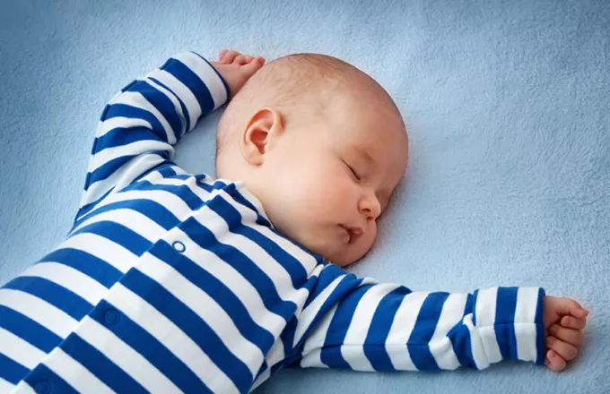 Οδηγίες για να κοιμάται το μωρό σας με ασφάλεια 