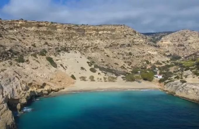Βαθύ: Ένας μαγευτικός προορισμός για τους λάτρεις ήρεμων διακοπών στη Νότια Κρήτη (drone)