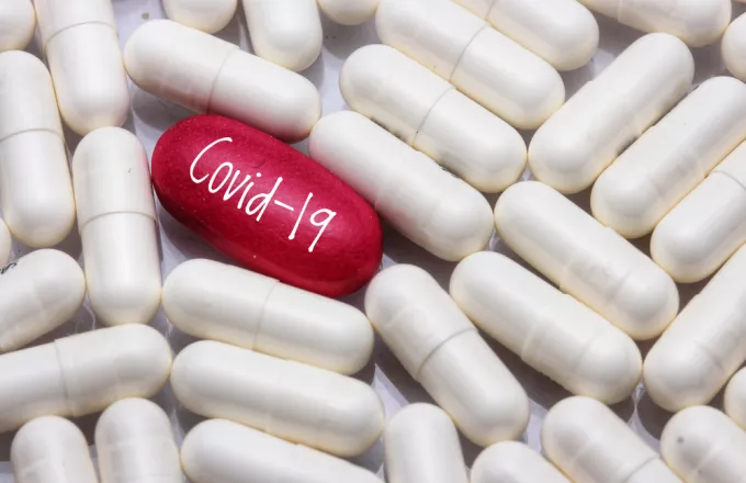 Κορωνοϊός: Το αντιβιοτικό που ίσως γράψει το τέλος της πανδημίας