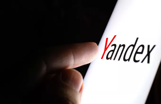 Η ρωσική μηχανή αναζήτησης Yandex αγόρασε την τράπεζα της Μόσχας «Ακρόπολη»