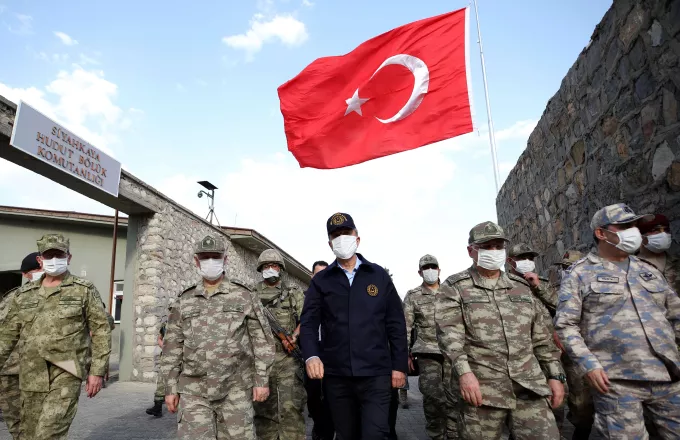 Τουρκία:  Φυσικά, και θα εισβάλουμε στα νησιά, είναι κάτω απ’ τη μύτη μας(!)