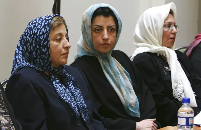 Ιράν: Σε μαστίγωση και φυλάκιση καταδικάστηκε η ακτιβίστρια-δημοσιογράφος Ναργκίς Μοχαμαντί