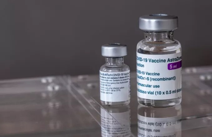 ΕΜΑ και ECDC απεφάνθησαν: «Κοκτέιλ» εμβολίων για ισχυρότερα αντισώματα κατά του κορωνοϊού