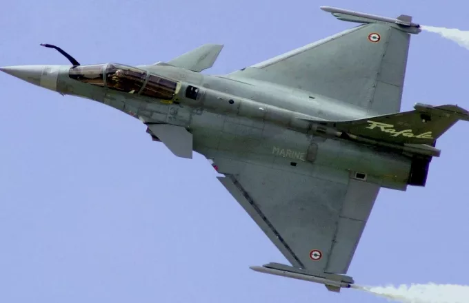Θωρακίζεται η Αίγυπτος: Αγοράζει ακόμη 30 γαλλικά μαχητικά Rafale έναντι 3,95 δισεκ. ευρώ