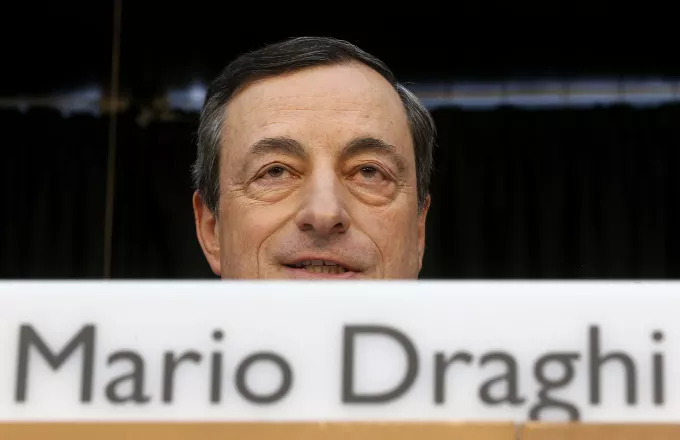 Ιταλία - Γόρδιος δεσμός για Ντράγκι: Κινητοποιήσεις για τις ρυθμίσεις περί απολύσεων