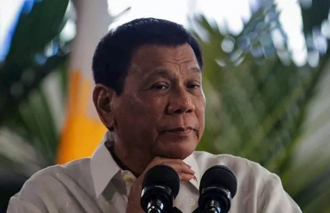 «Εμβολιάζεστε αλλιώς φυλακή»: Εξωφρενική απειλή του προέδρου Ντουτέρτε στους Φιλιππινέζους