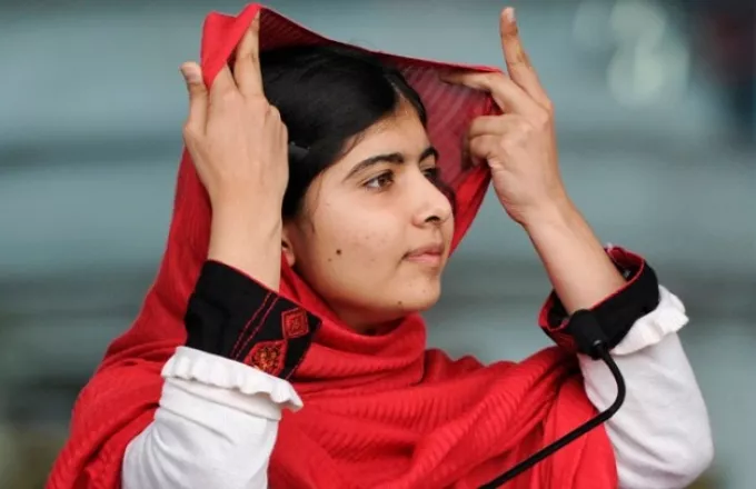 Στο εξώφυλλο της Vogue η Malala: Η γνωστή ακτιβίστρια, κάτοχος Νόμπελ «αποκαλύπτεται»