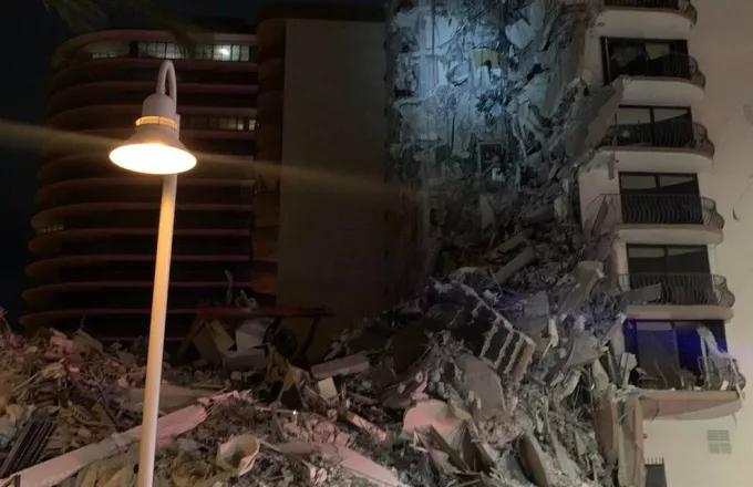Κατέρρευσε τμήμα 12ώροφου κτιρίου στο Μαϊάμι – «Υπάρχουν πολλά θύματα» (video)