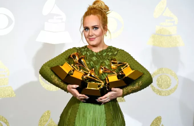 Η Adele αδυνάτισε κι άλλο - Πάνω από 3 εκατομμύρια likes στη νέα φωτογραφία της
