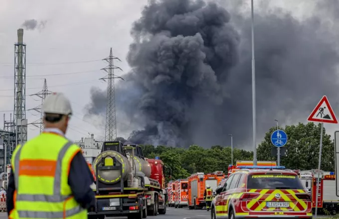 Γερμανία: 2 νεκροί, 5 αγνοούμενοι και 31 τραυματίες μετά την έκρηξη σε εργοστάσιο
