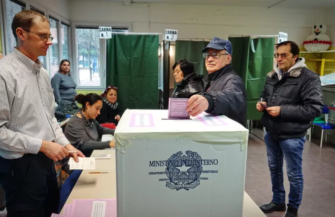 Ιταλία: Οι ακροδεξιοί Αδέλφια της Ιταλίας πρώτο κόμμα στην πρόθεση ψήφου