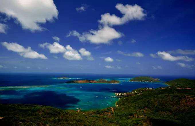 Necker island: Ο Ρίτσαρντ Μπράνσον μας καλεί για διακοπές στο μαγευτικό νησί του