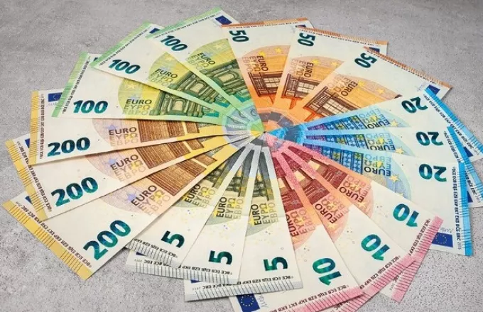 Τράπεζα Ελλάδος: Καινούργια χαρτονομίσματα των 5 και 10 ευρώ διαθέσιμα για ανταλλαγή