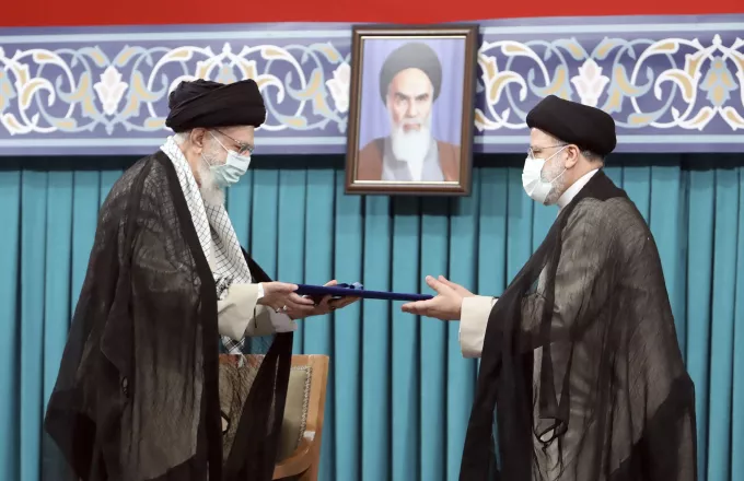 Ιράν: Ορκίστηκε ο νέος πρόεδρος της χώρας Εμπραχίμ Ραϊσί	