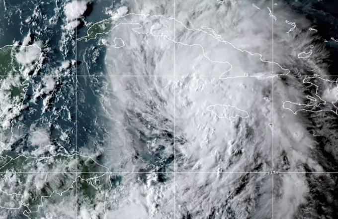 Στον Κόλπο του Μεξικού εισέρχεται ο τυφώνας Άιντα
