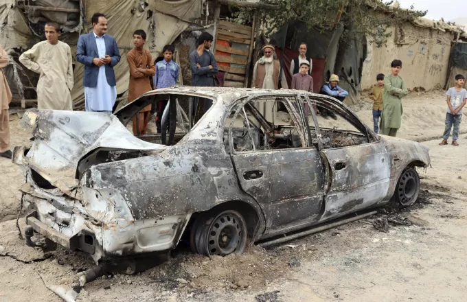 Kαμπούλ: Αρκετοί πολίτες νεκροί μετά από έκρηξη έξω από Τζαμί