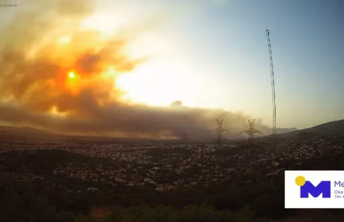 Βαρυμπόμπη - Meteo: Βίντεο από την εξάπλωση της φωτιάς σε γρήγορη ταχύτητα (video) 