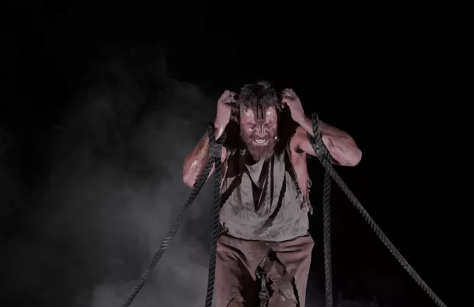 Ο «Προμηθέας Δεσμώτης» σε σκηνοθεσία Άρη Μπινιάρη, σε θέατρα της Αττικής (τρέιλερ) 