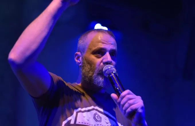 Νεκρός σε τροχαίο ο τραγουδιστής Οδυσσέας Τσιαμπόκαλος-Μέλος του συγκροτήματος Razastarr