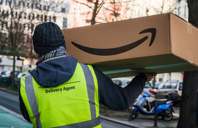 ΗΠΑ: H Amazon θα καλύψει πλήρως τα δίδακτρα 750 χιλιάδων εργαζομένων της και έχει λόγο