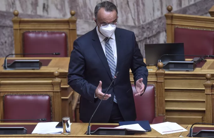 Βουλή: Κατατέθηκε από τον Χρήστο Σταϊκούρα το προσχέδιο του προϋπολογισμού 2022