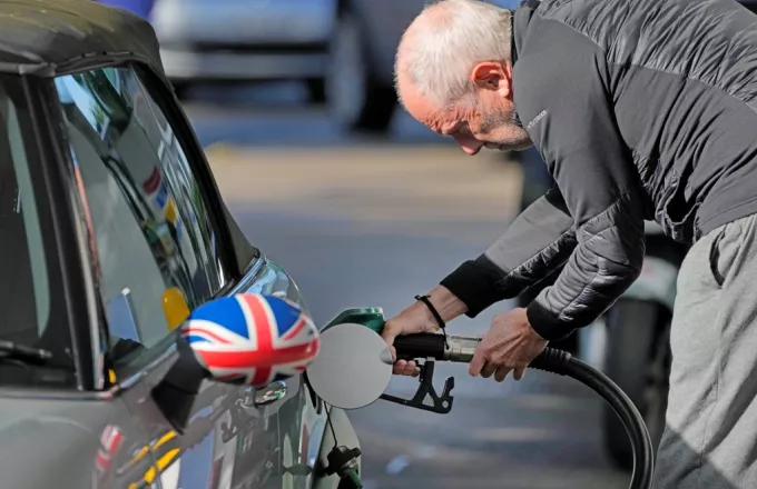 Βρετανία: Στρατιώτες ως οδηγοί σε βυτιοφόρα καυσίμων εντός των ημερών