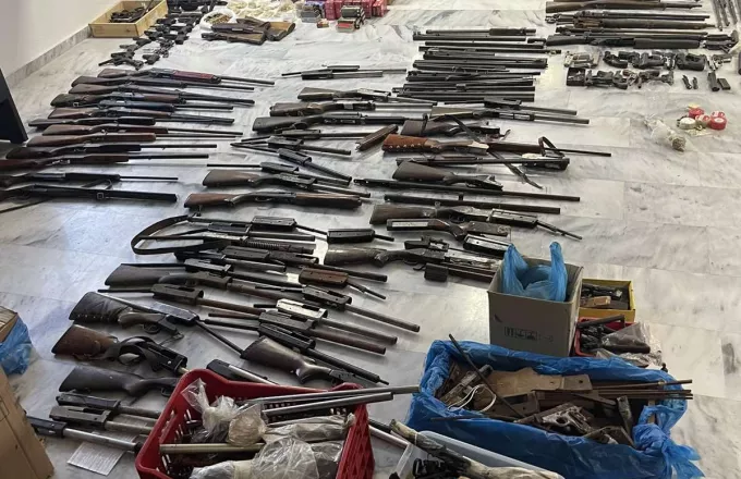 Κρήτη: Εξαρθρώθηκε εγκληματική οργάνωση εμπορίας όπλων στα Χανιά