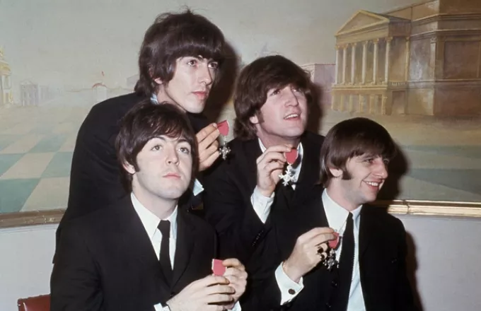 Σε δημοπρασία σπάνιες συνεντεύξεις των Beatles 