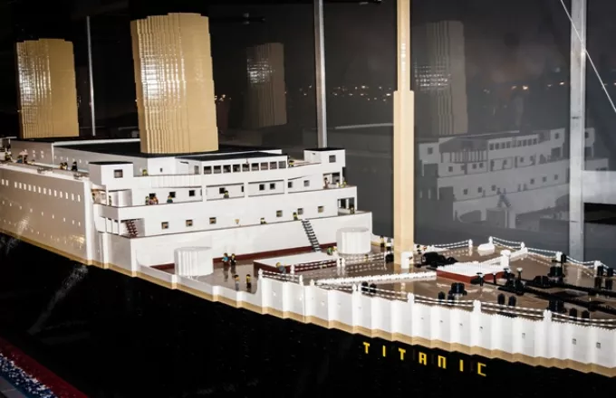 LEGΟ: Κυκλοφορεί εντυπωσιακό μοντέλο με 9.090 τουβλάκια για τον Τιτανικό - Το κόστος του (pics-vid)