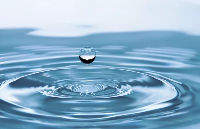 Νερό και Μικροπλαστικά - Όσα Πρέπει να Γνωρίζετε