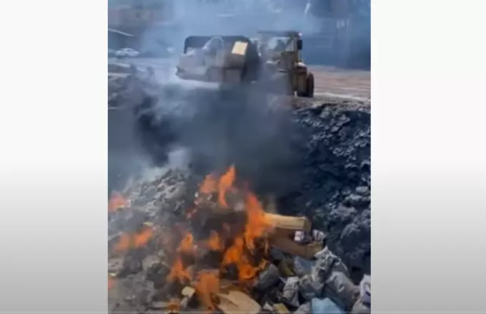 Βίντεο - ΕΛ.ΑΣ: Έκαψε μεγάλες ποσότητες ναρκωτικών που είχαν κατασχεθεί