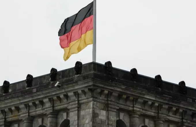 Γερμανία: Πάνω από 67.000 νέα κρούσματα -303 οι θάνατοι
