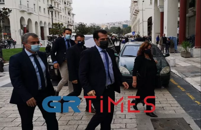 Πλεύρης από Θεσσαλονίκη: Με τη βοήθεια και του ιδιωτικού τομέα θα τα καταφέρουμε (VIDEO)
