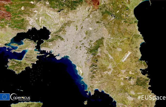 Εντυπωσιακή δορυφορική φωτογραφία της Αθήνας από ύψος 786 χιλιομέτρων	