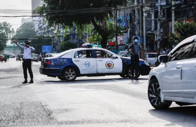 Μιανμάρ: Τουλάχιστον 30 νεκροί σε επίθεση εναντίον αυτοκινήτων στο Χπρούσο 