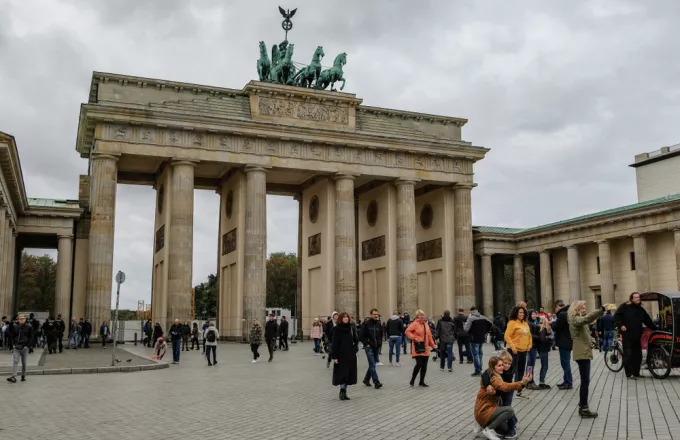 Γερμανία: Σταδιακή χαλάρωση των περιορισμών της πανδημίας έως τις 20 Μαρτίου 