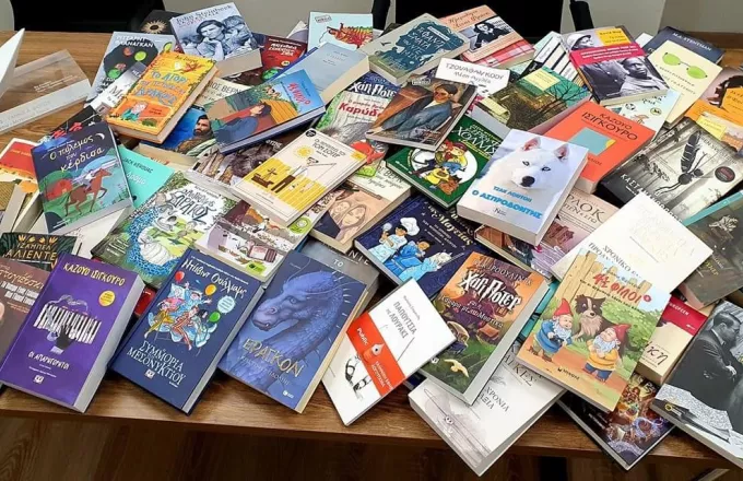 Τήνος: Το Μαξίμου έστειλε βιβλία λογοτεχνίας για τους νέους του νησιού